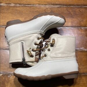 Sperry Cream and Brown Lace-Up Duck Boots